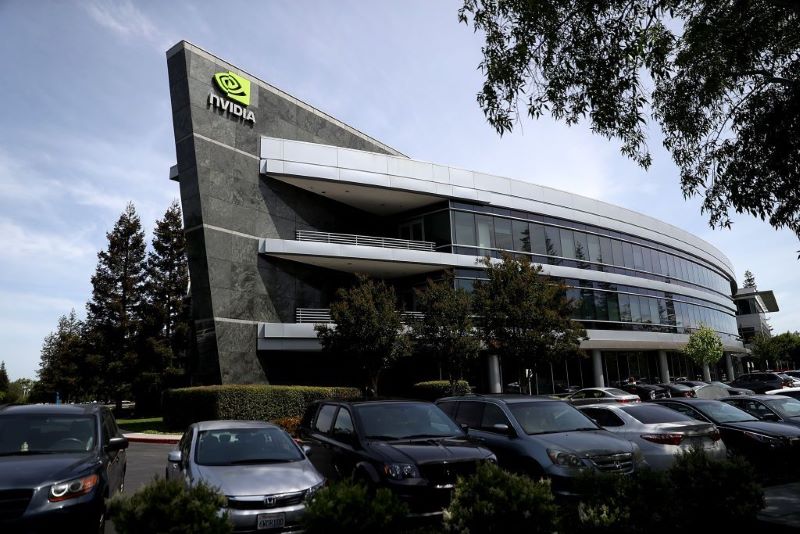 Nvidia Shares Surge Despite Volatile Trading Day